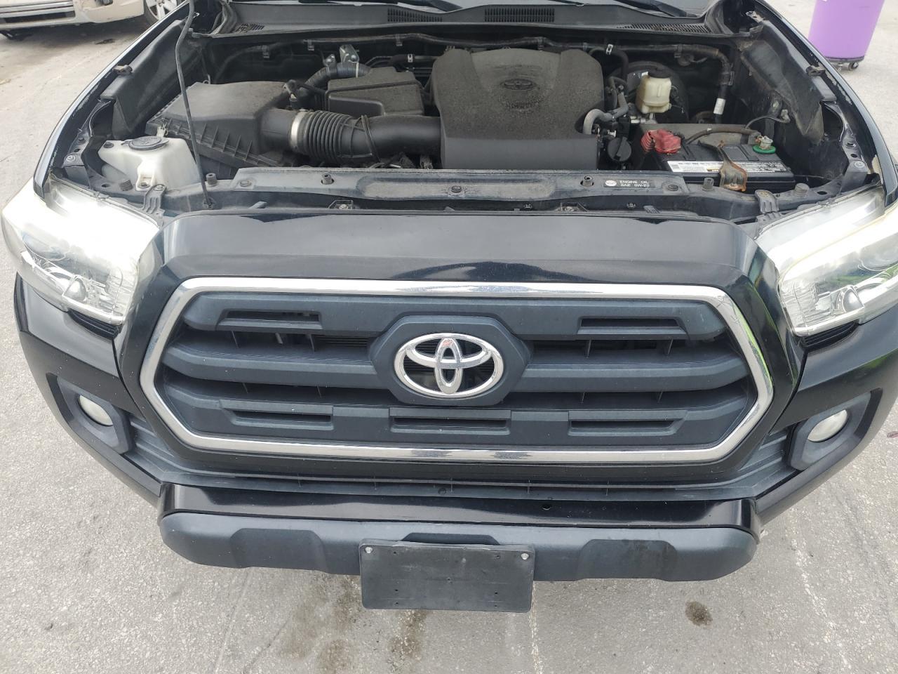 2017 TOYOTA TACOMA