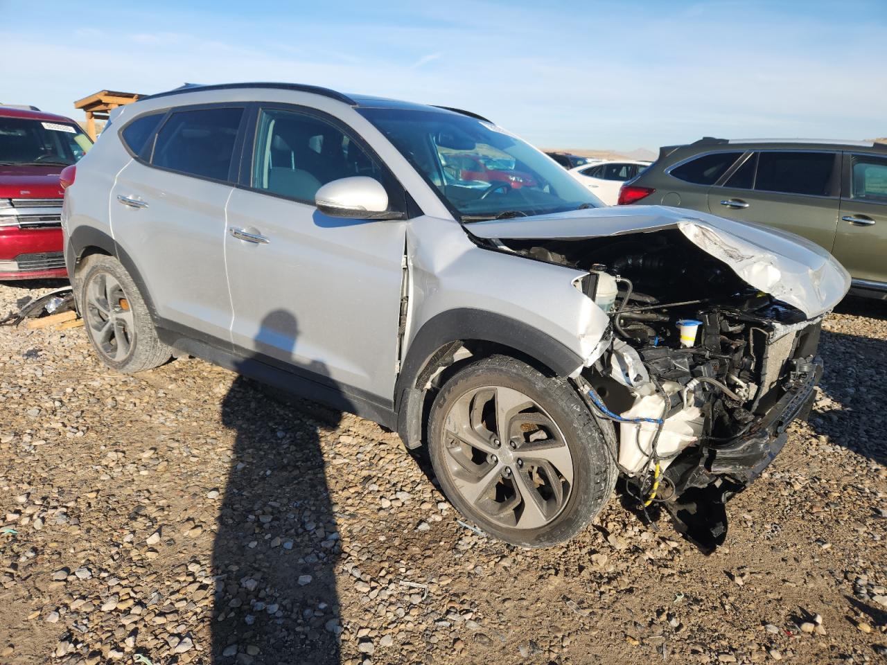 2016 HYUNDAI TUCSON
