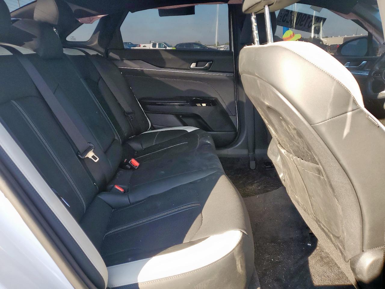 2025 KIA K5