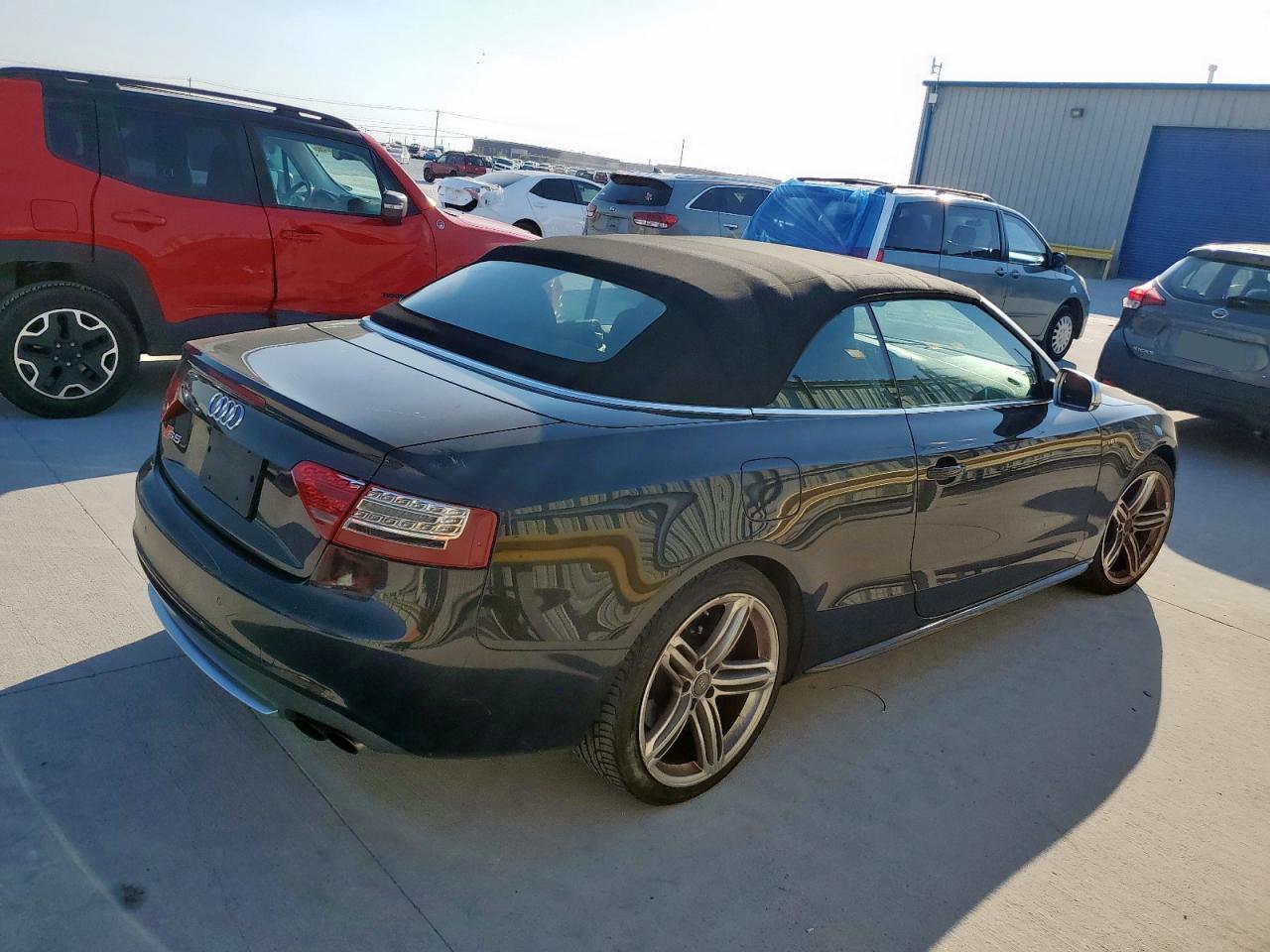 2010 AUDI S5