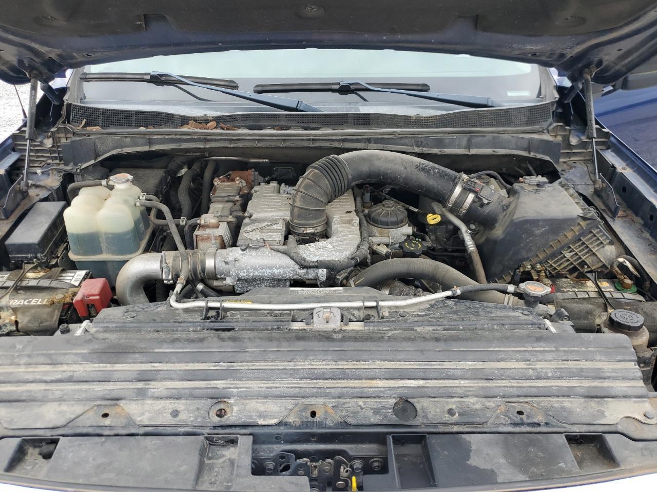 2017 NISSAN Titan