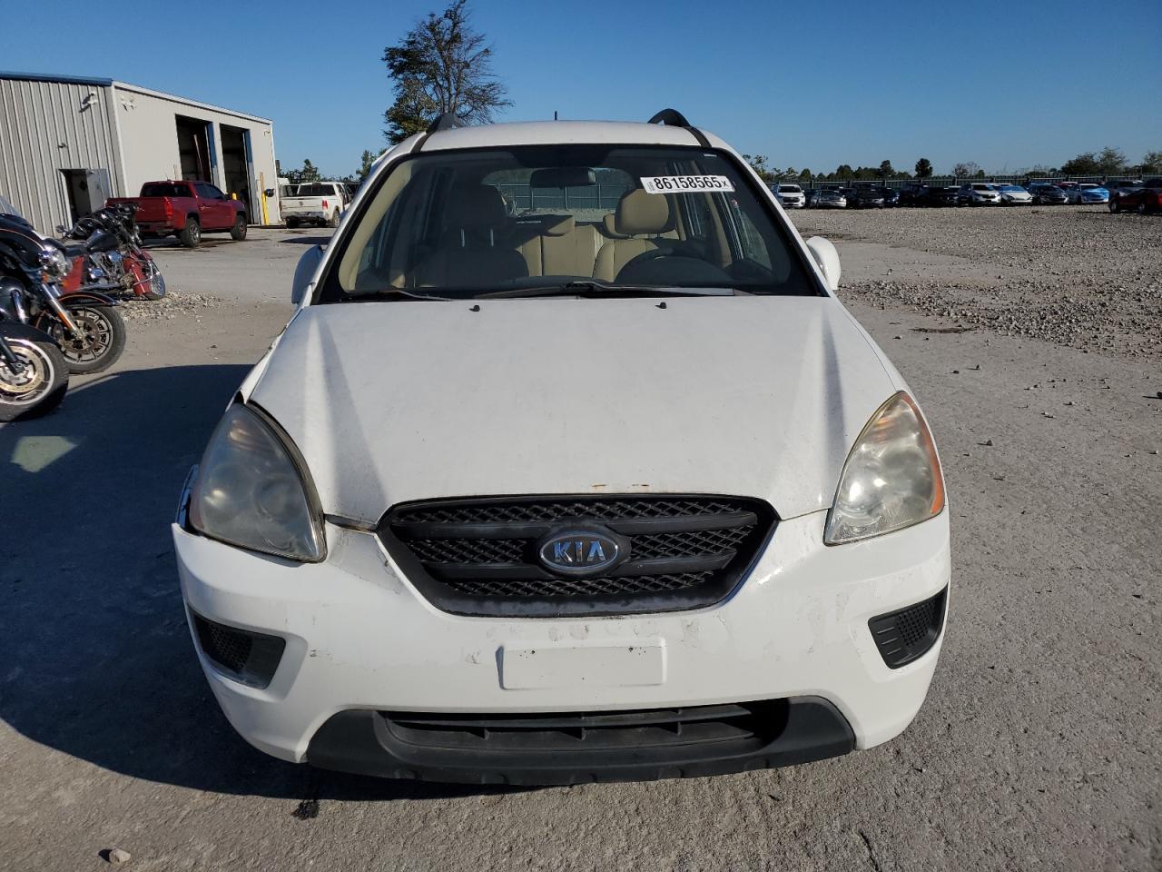 2009 KIA RONDO