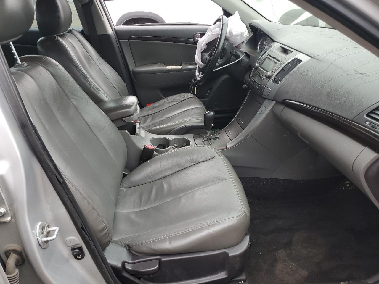 2009 HYUNDAI SONATA