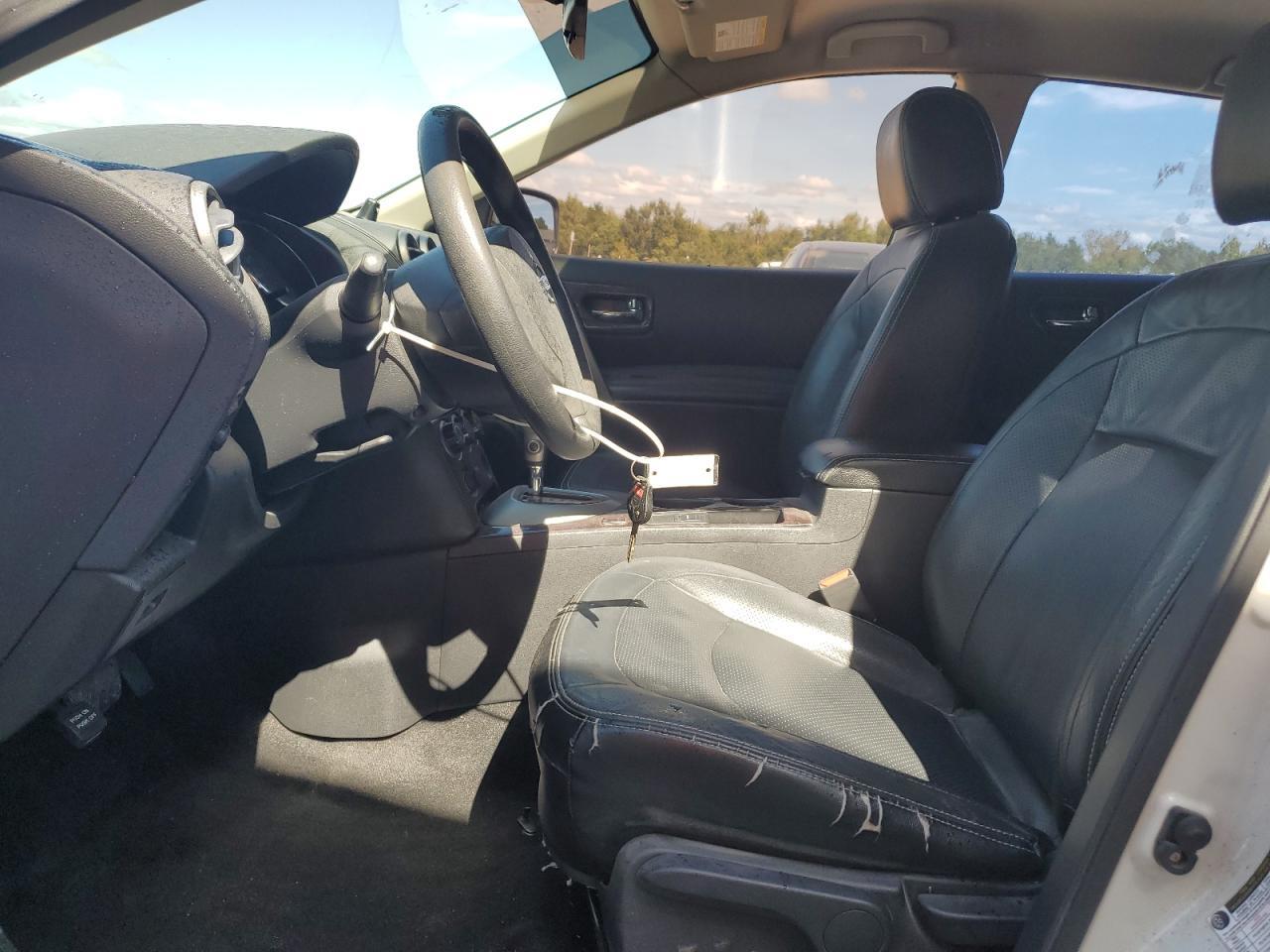 2013 NISSAN ROGUE
