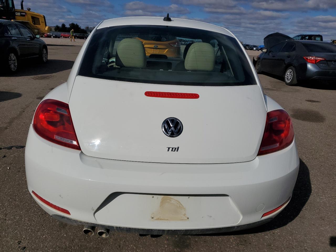 2015 VOLKSWAGEN Beetle