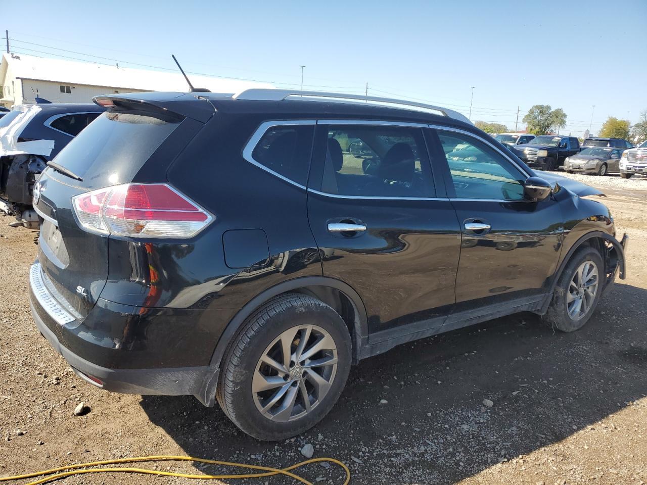 2015 NISSAN ROGUE