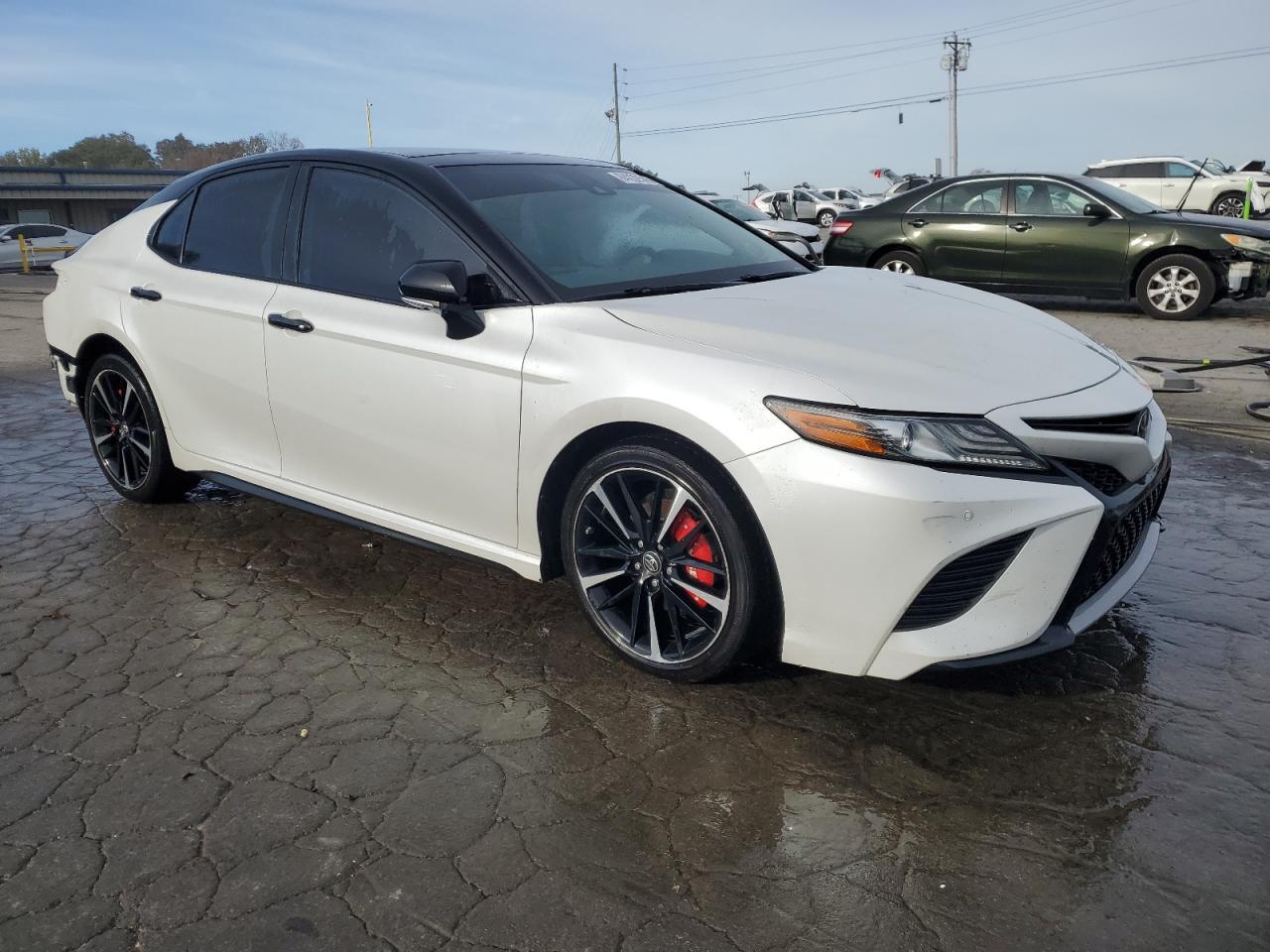 2019 TOYOTA CAMRY