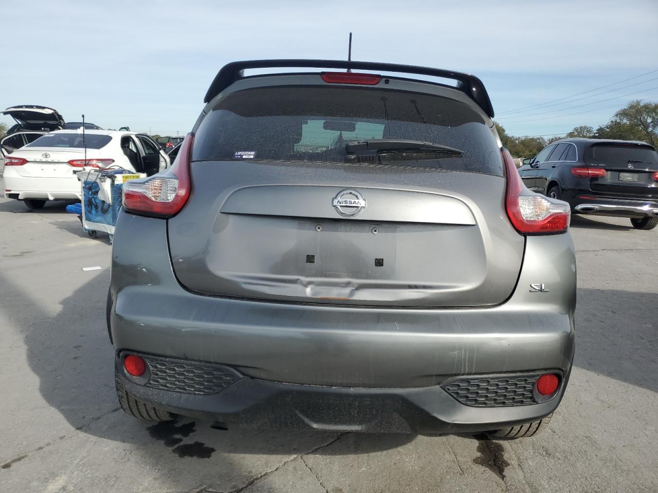 2015 NISSAN Juke
