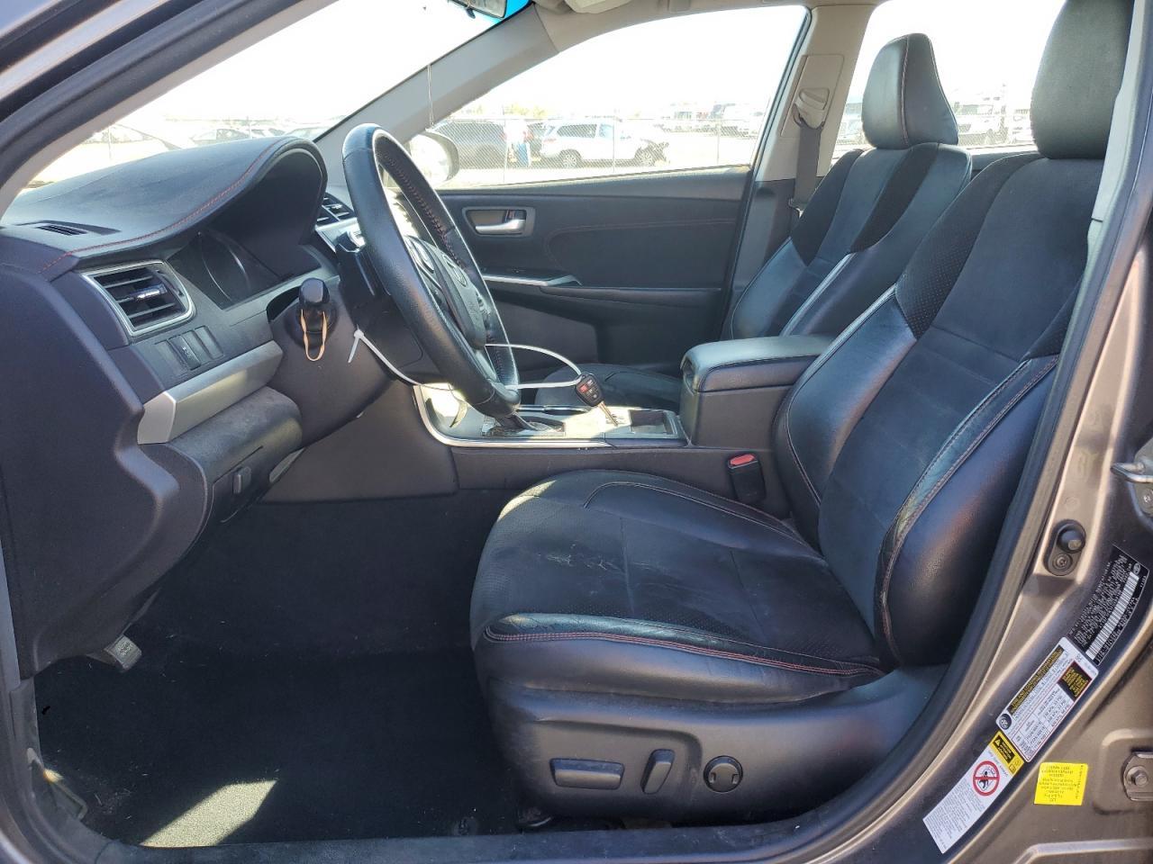 2015 TOYOTA CAMRY