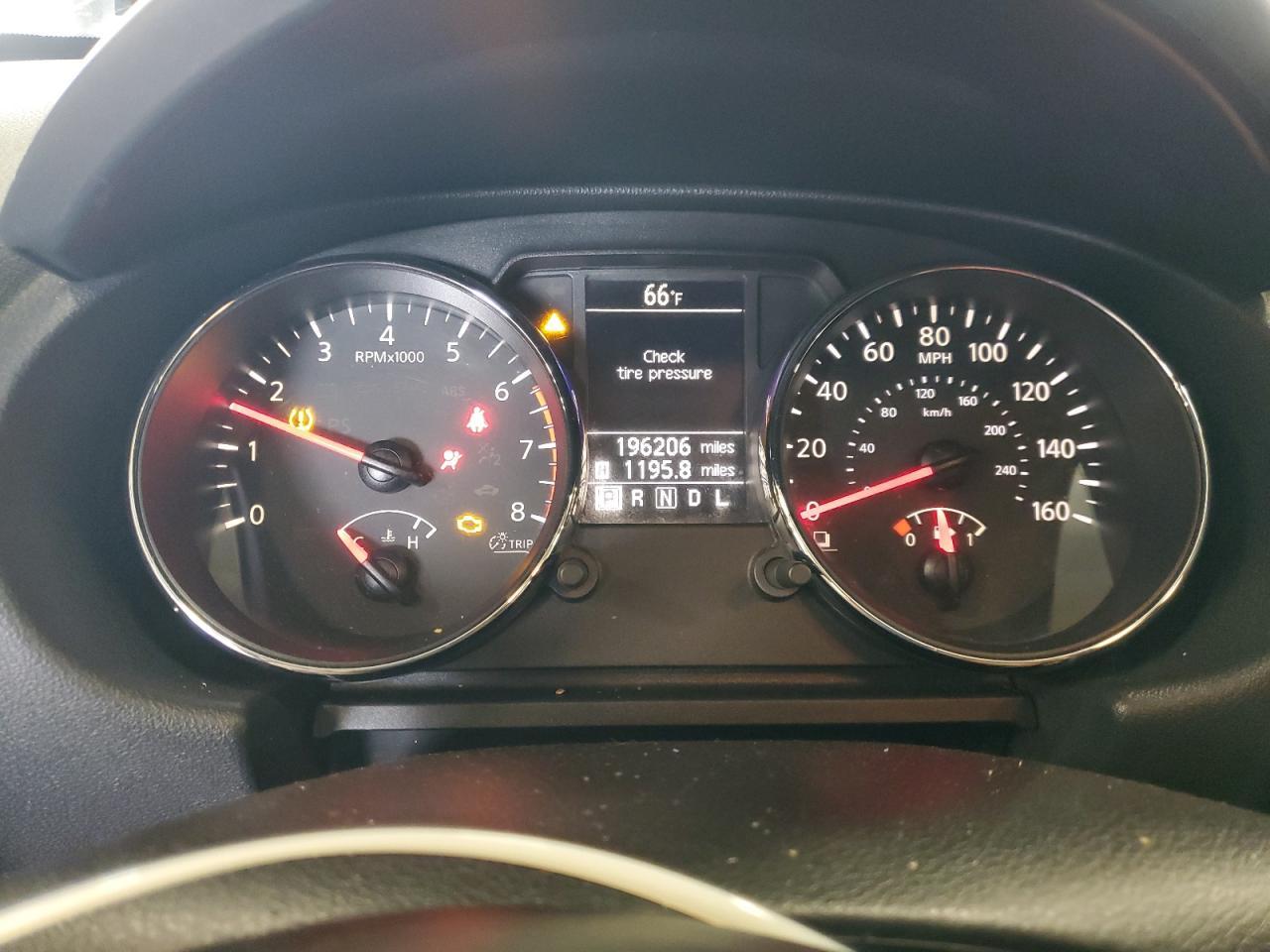 2011 NISSAN ROGUE