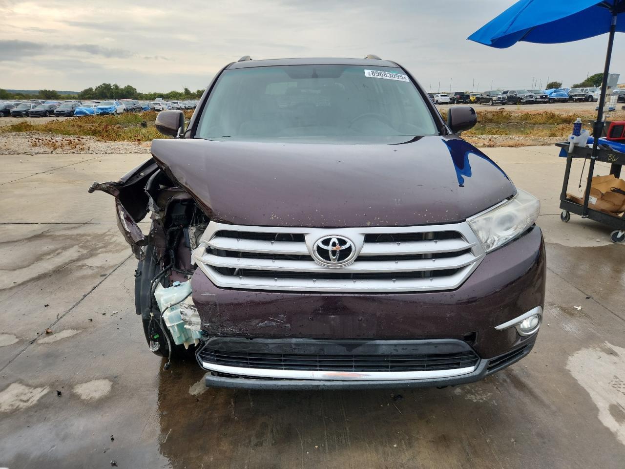 2011 TOYOTA HIGHLANDER