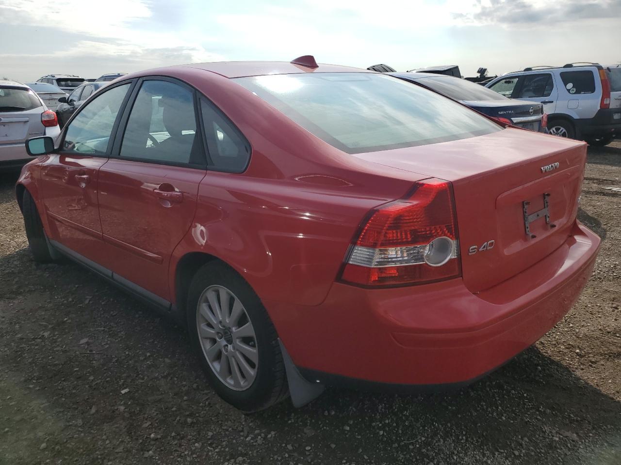 2005 VOLVO S40