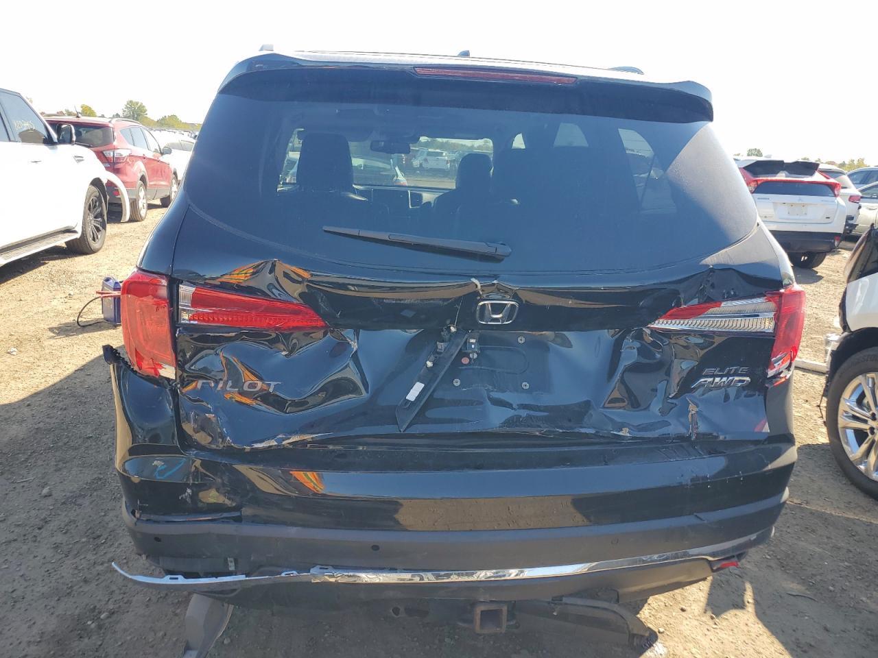 2017 HONDA PILOT