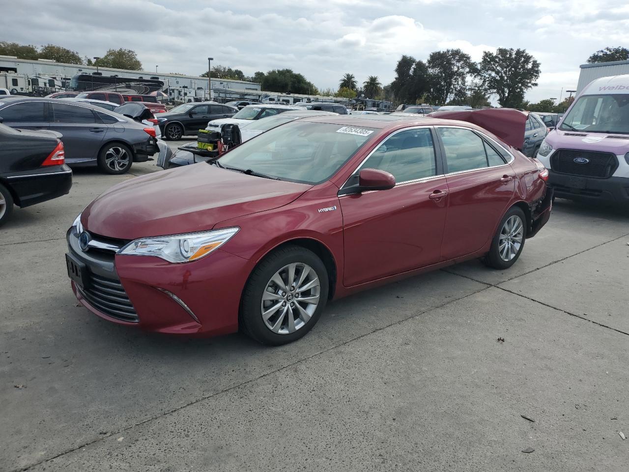 2015 TOYOTA CAMRY