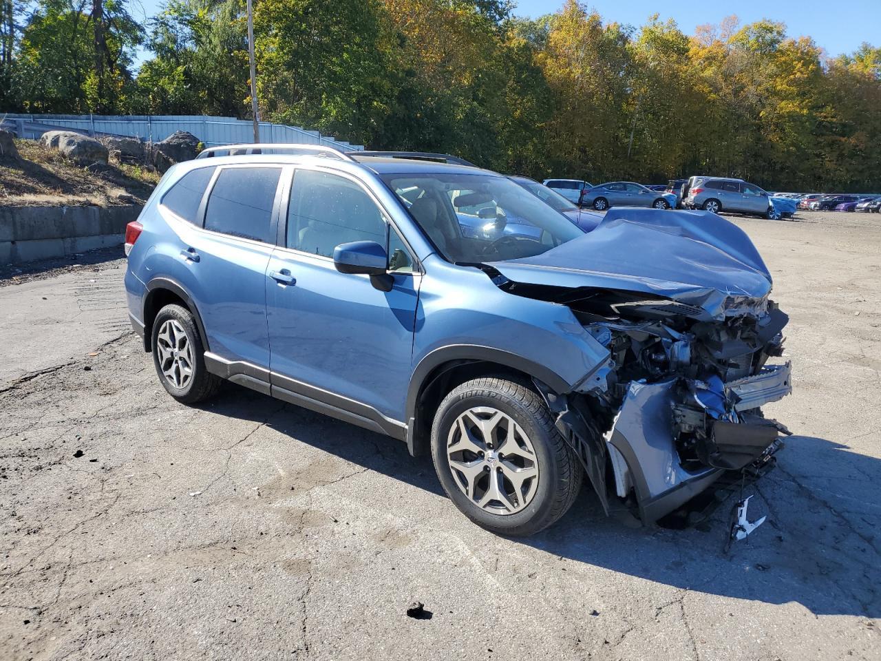 2021 SUBARU FORESTER