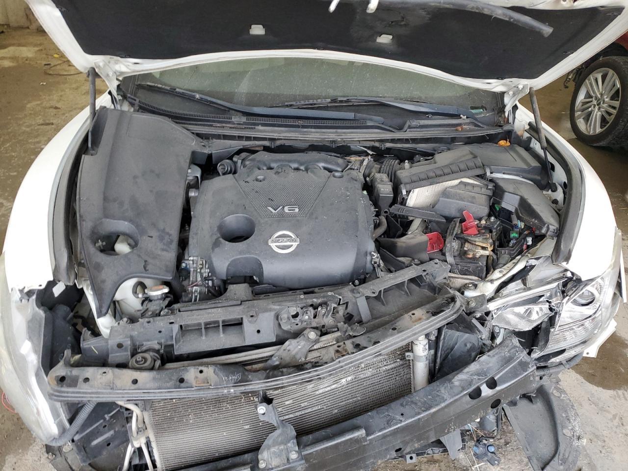 2014 NISSAN Maxima