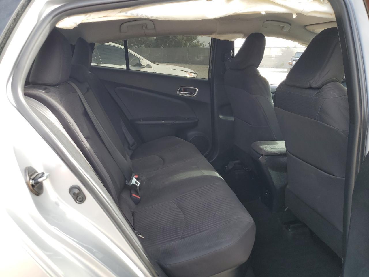 2017 TOYOTA PRIUS