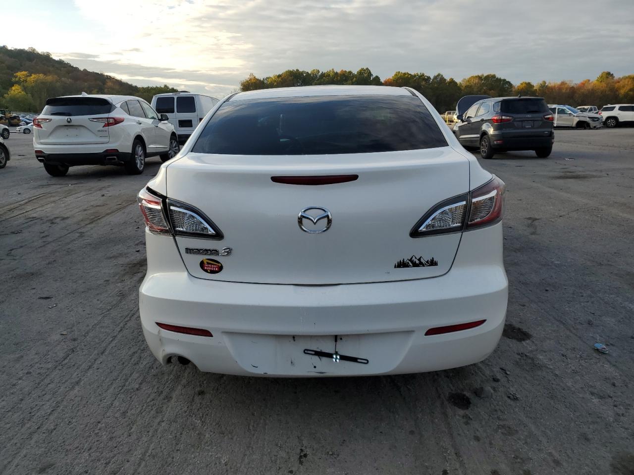 2013 MAZDA 3