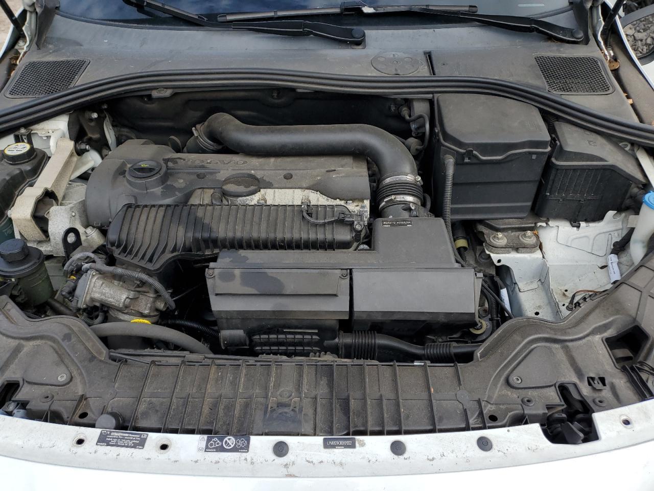 2016 VOLVO S60