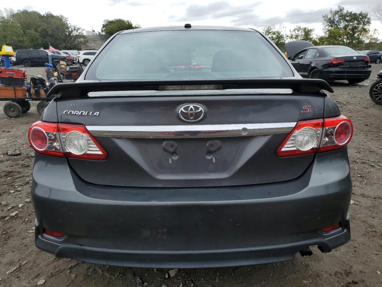 2013 TOYOTA COROLLA