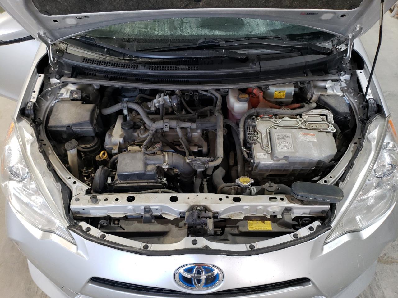 2012 TOYOTA Prius c
