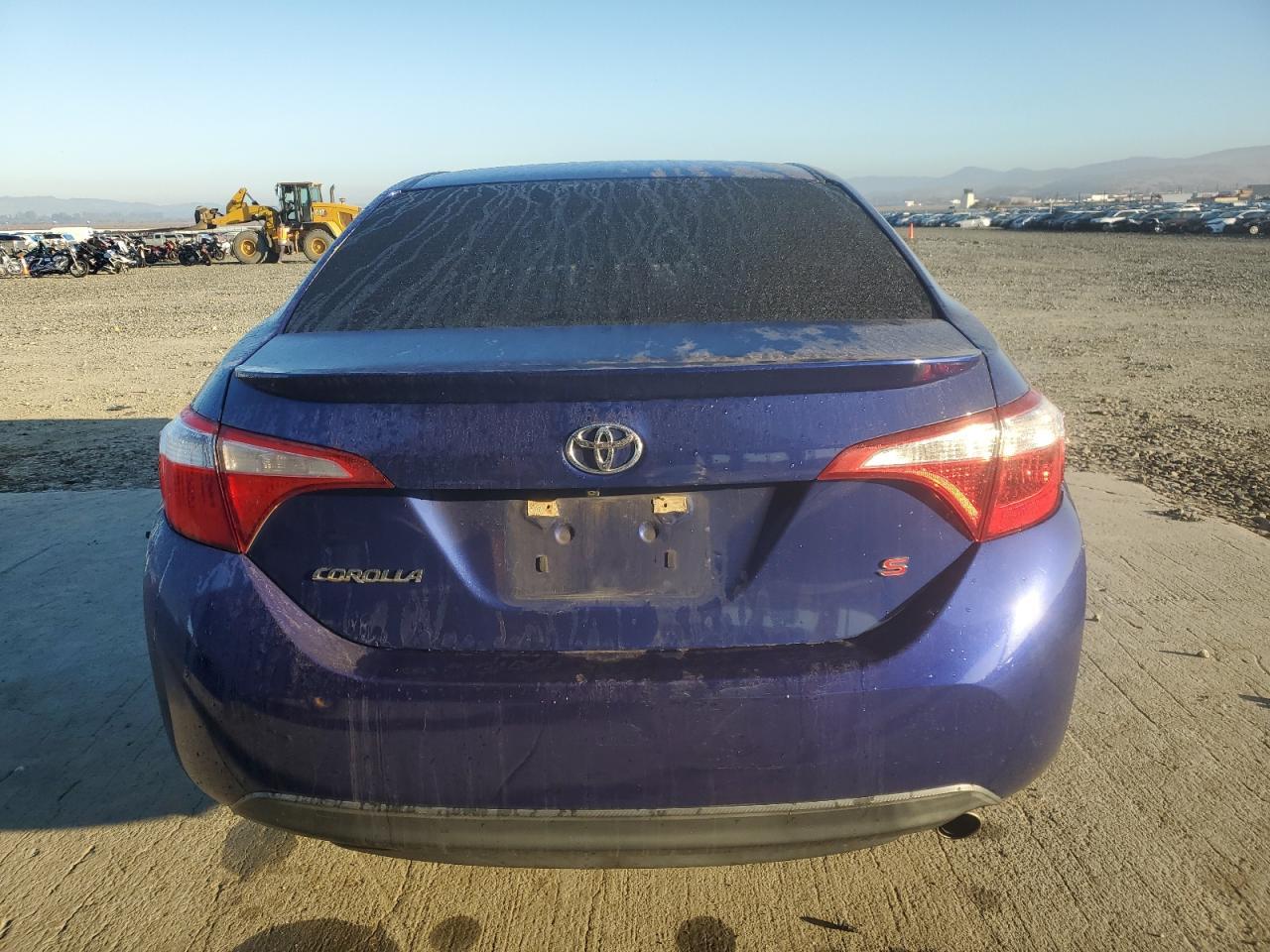 2015 TOYOTA COROLLA