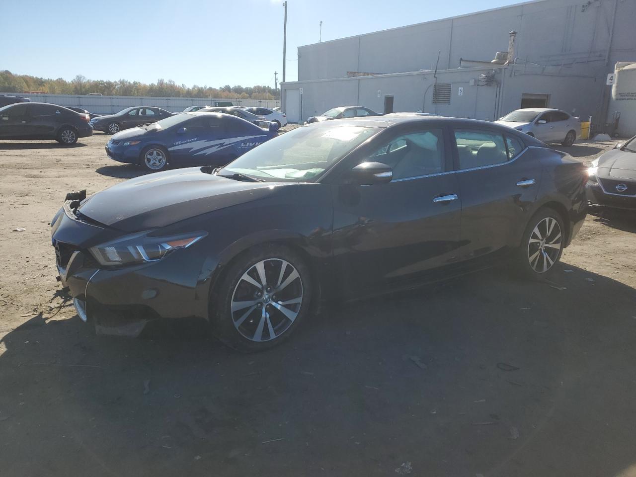2017 NISSAN Maxima