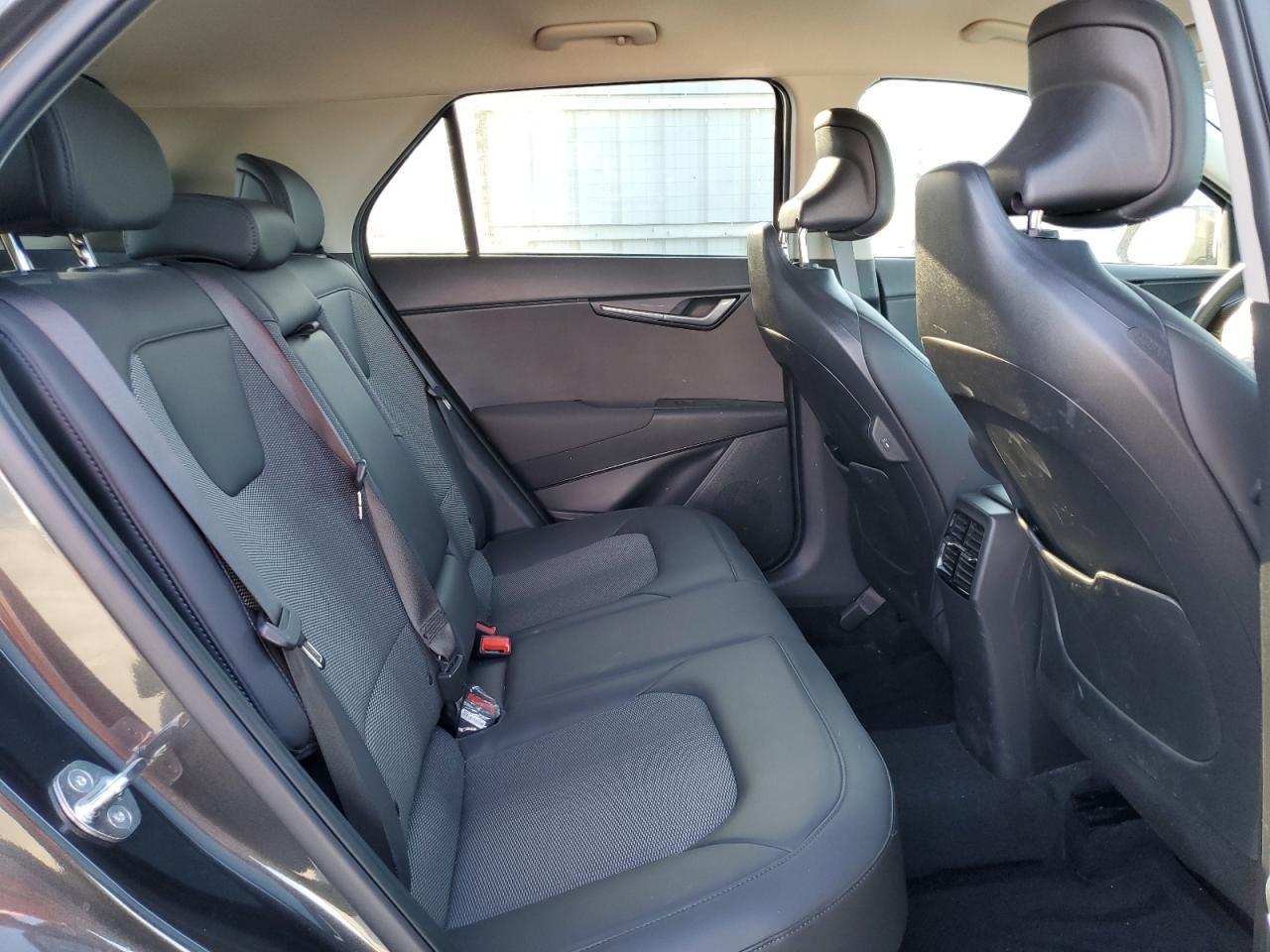 2023 KIA Niro