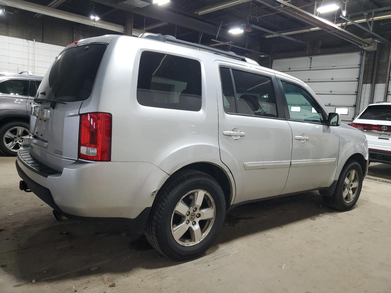 2011 HONDA PILOT