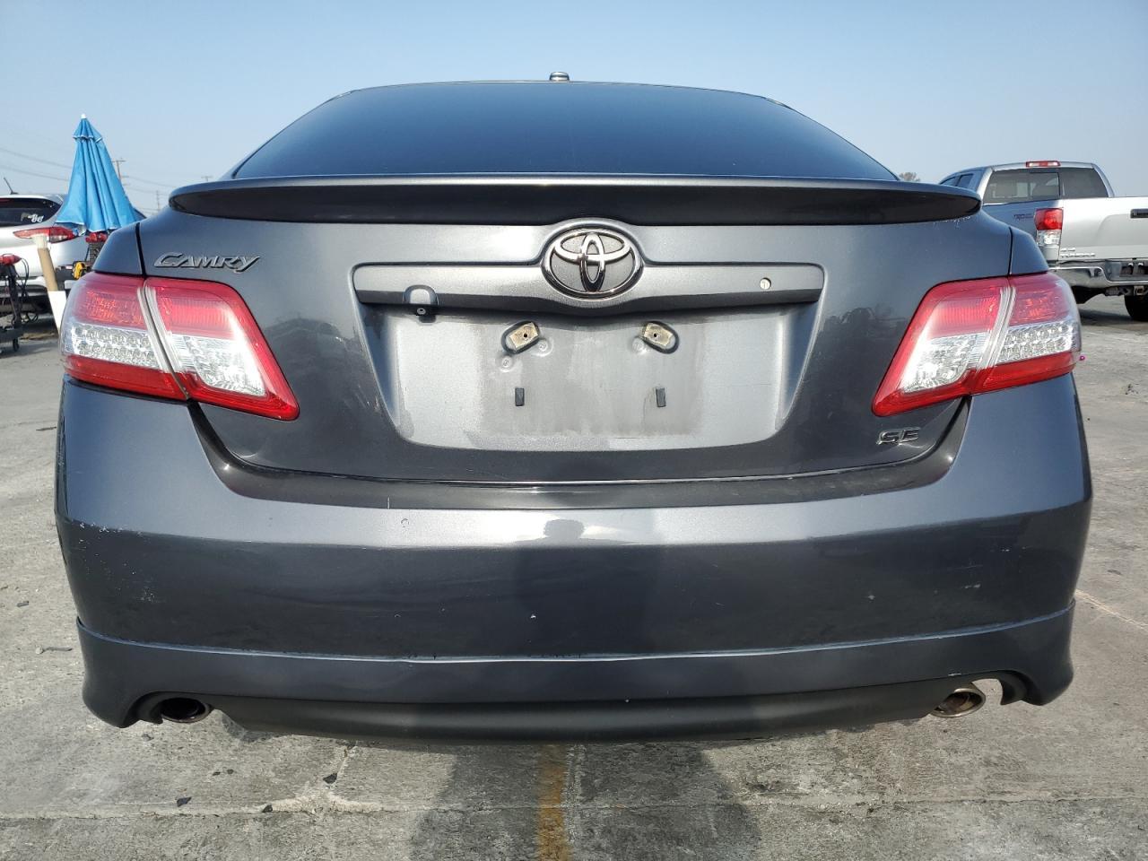 2011 TOYOTA CAMRY