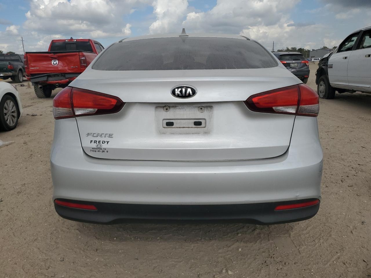 2017 KIA FORTE