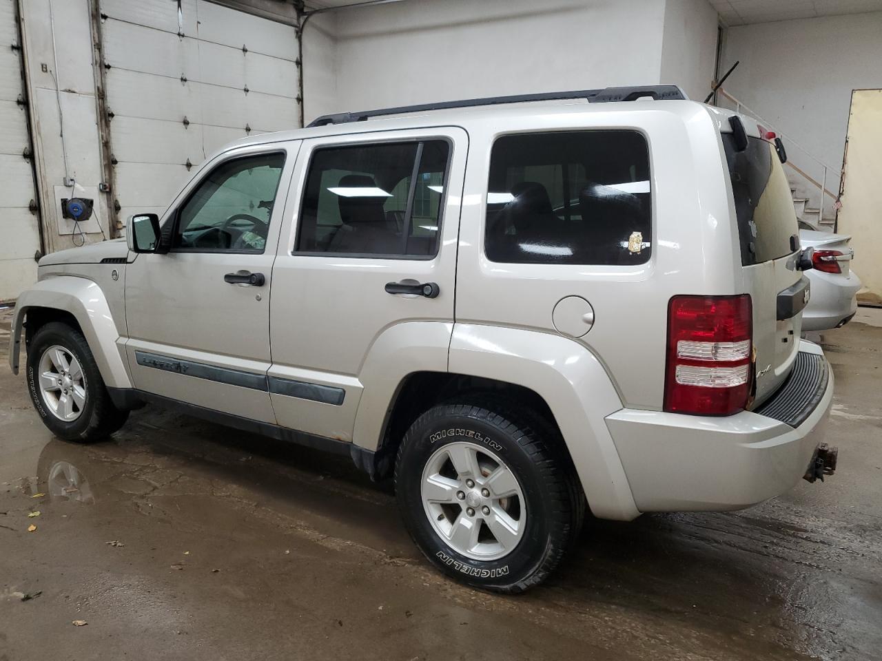 2009 JEEP Liberty