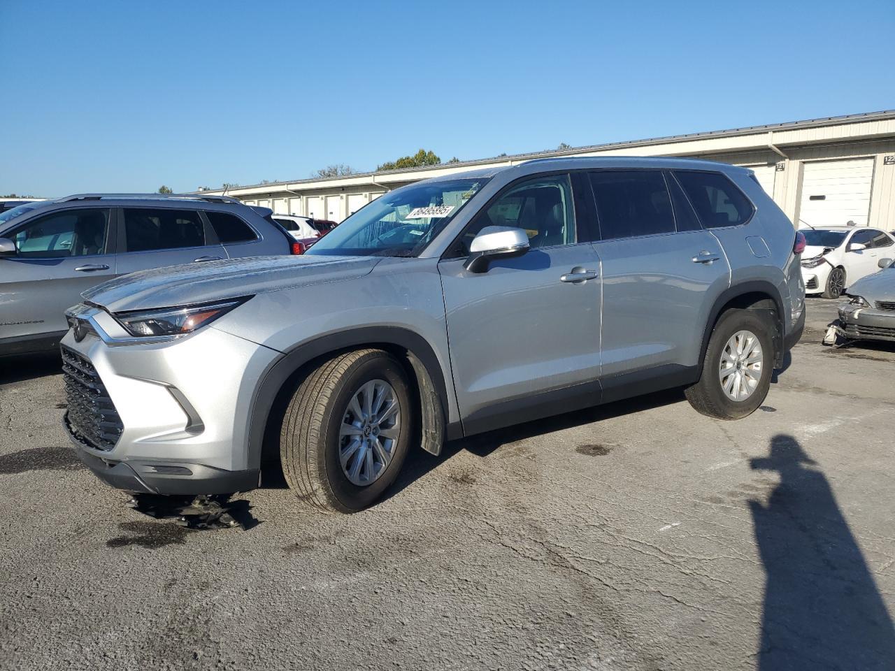 2024 TOYOTA HIGHLANDER