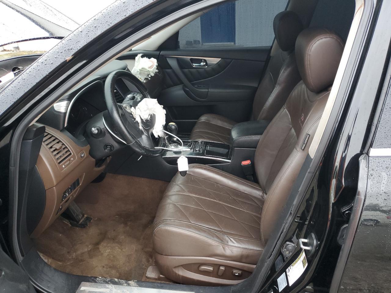 2010 INFINITI FX35
