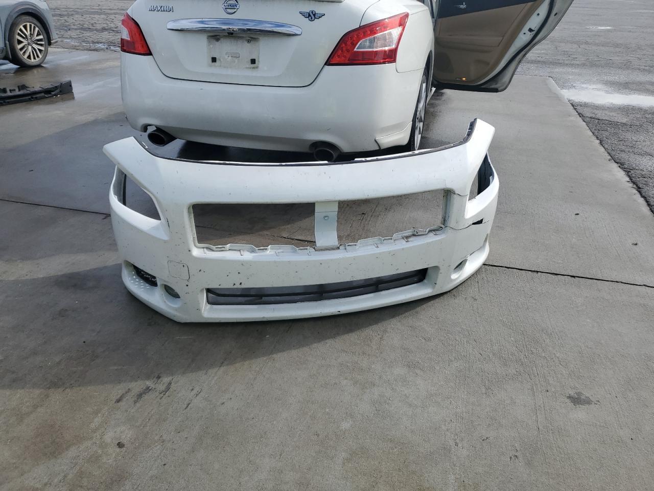 2011 NISSAN Maxima