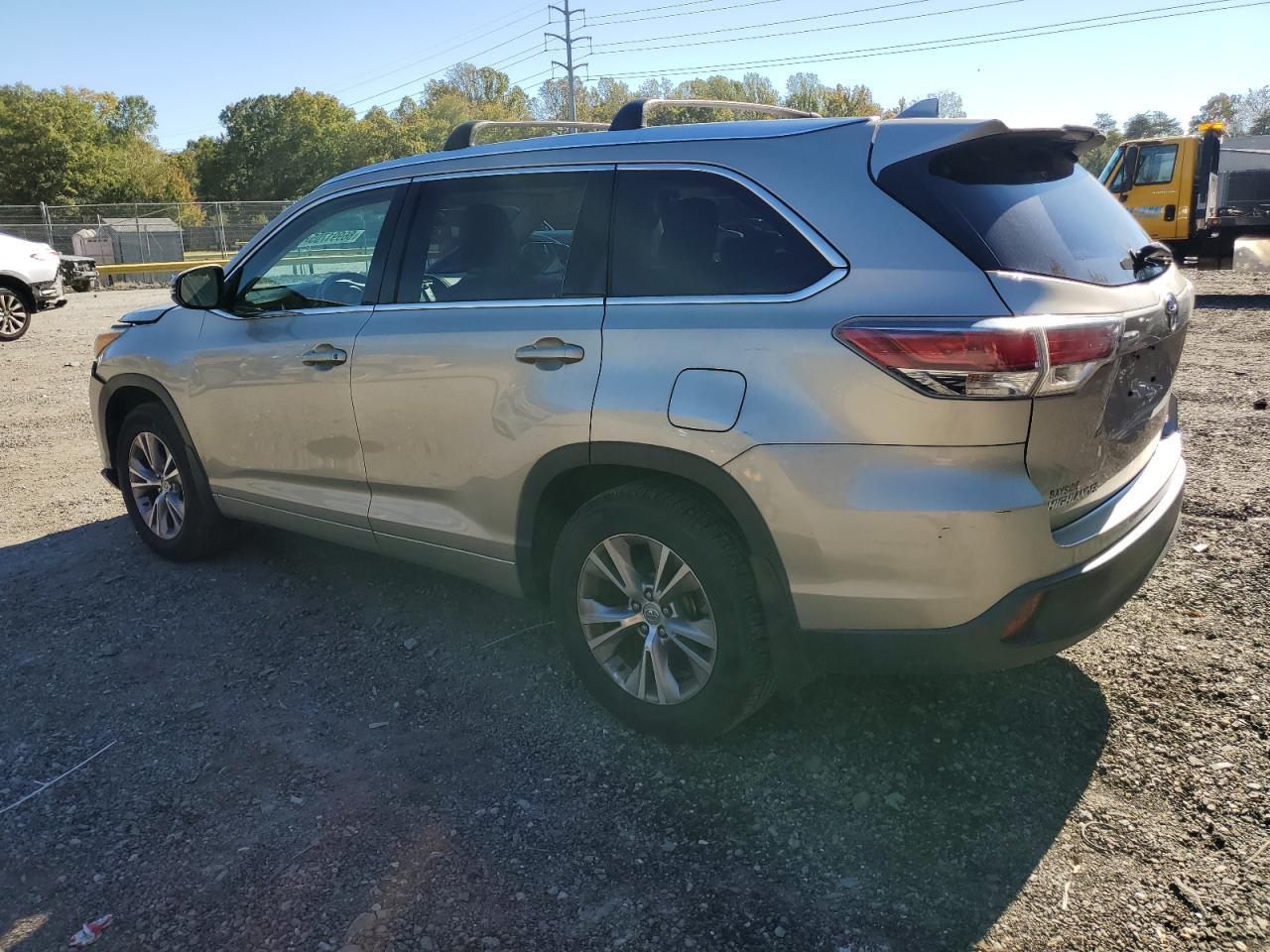2015 TOYOTA HIGHLANDER