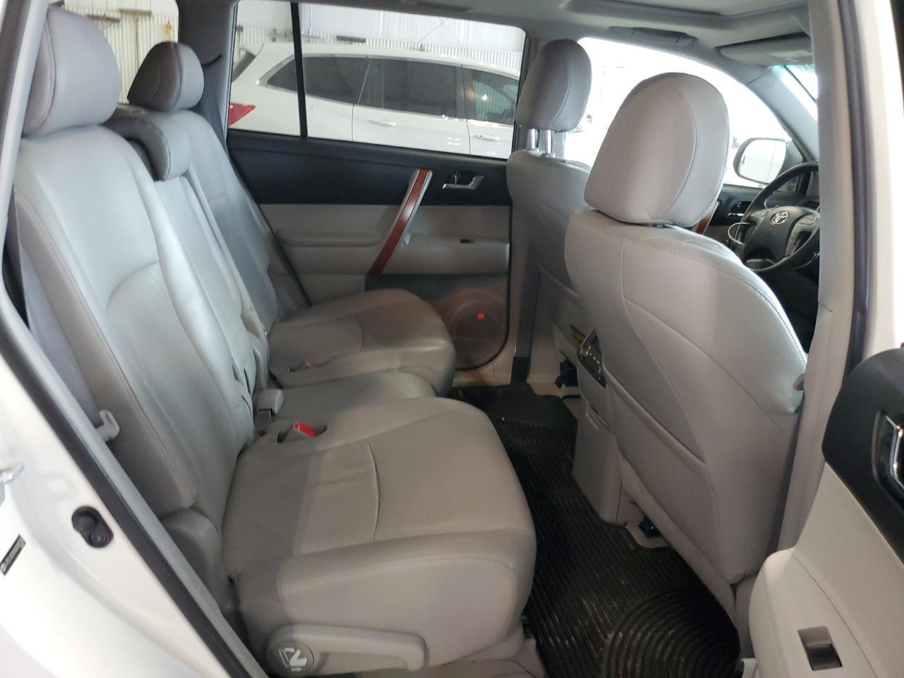 2008 TOYOTA HIGHLANDER
