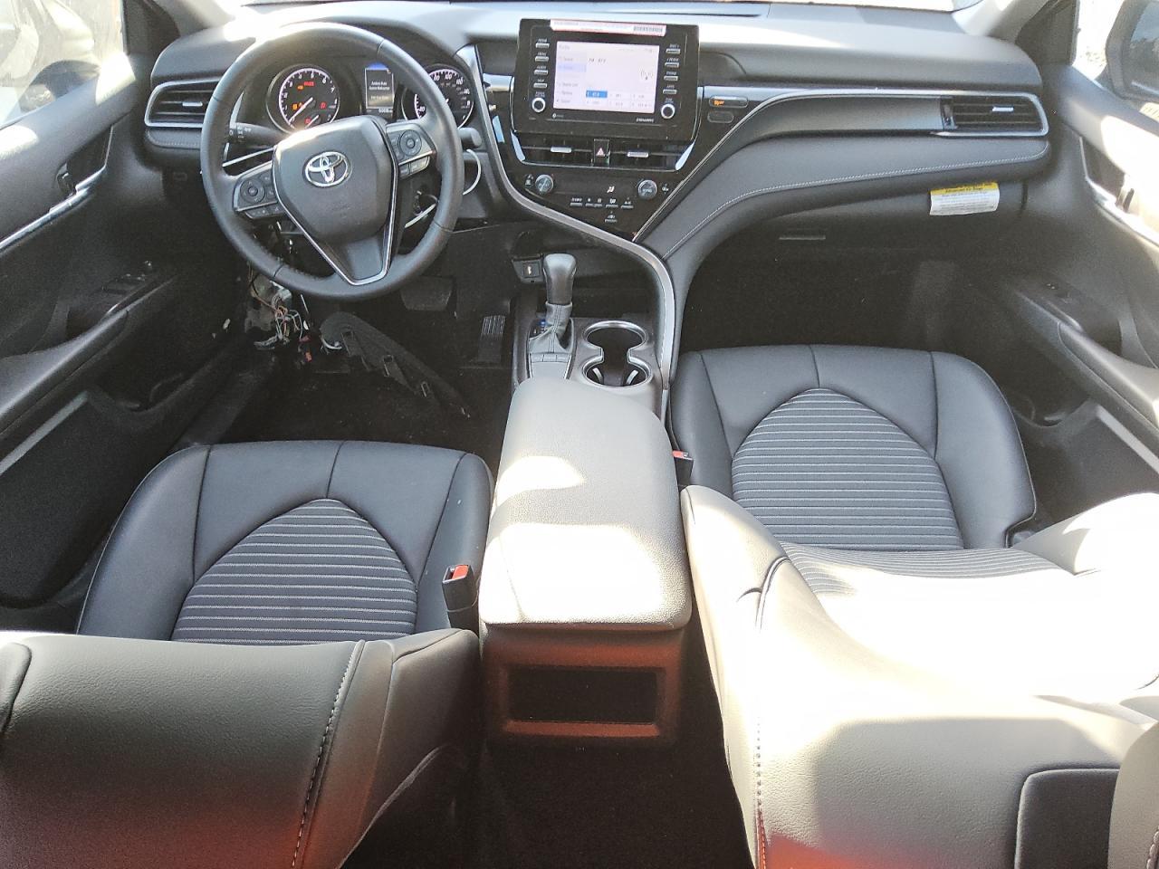 2024 TOYOTA CAMRY
