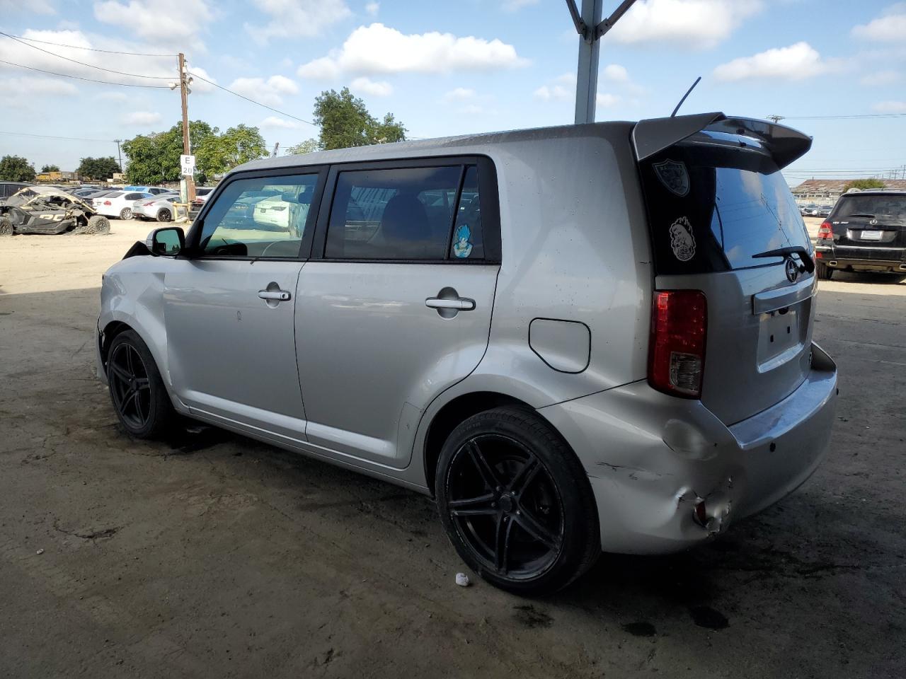 2012 TOYOTA SCION