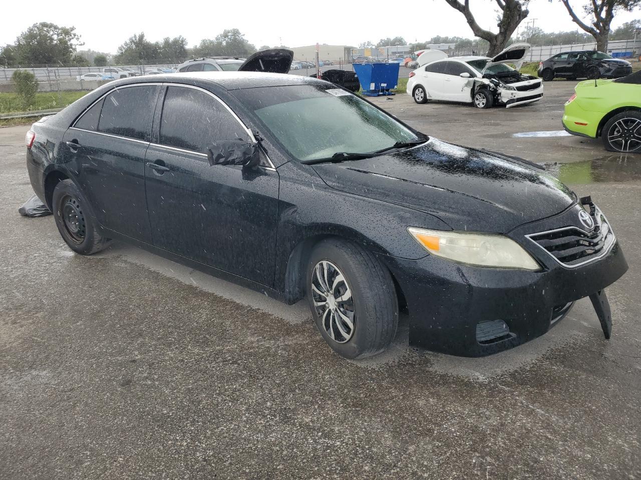 2011 TOYOTA CAMRY