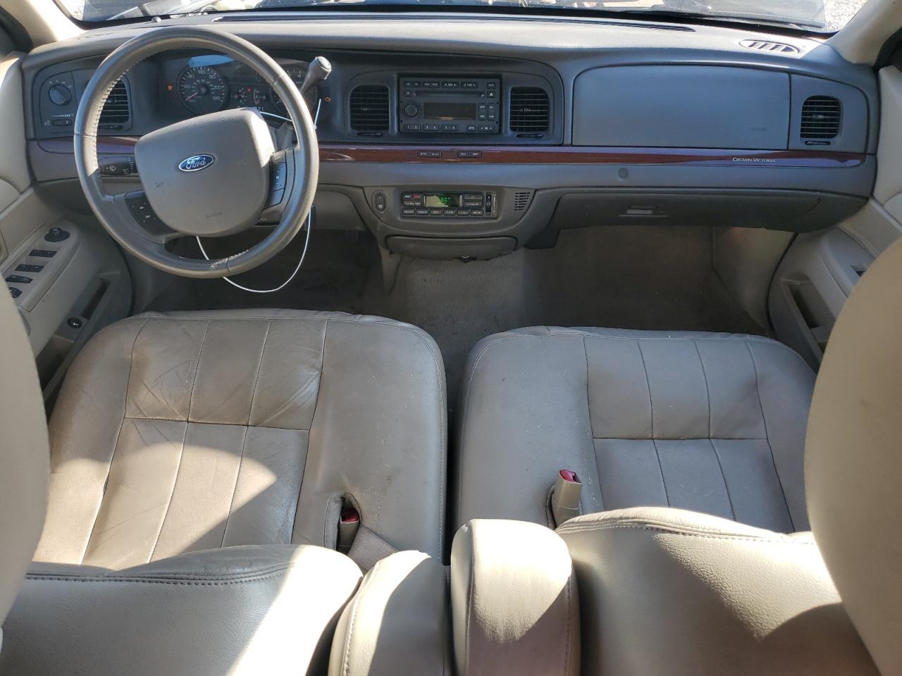 2011 FORD Crown Victoria