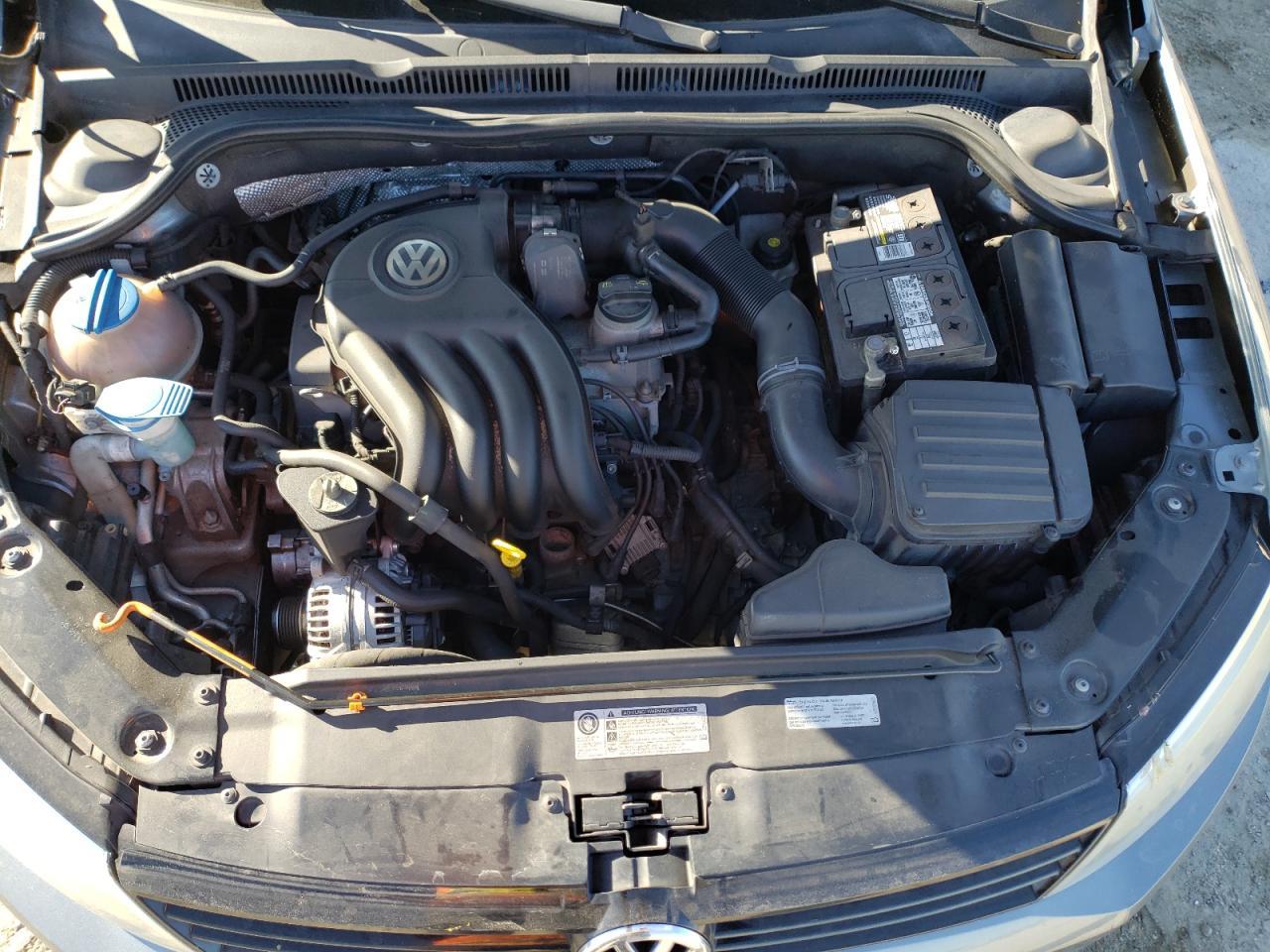 2013 VOLKSWAGEN JETTA