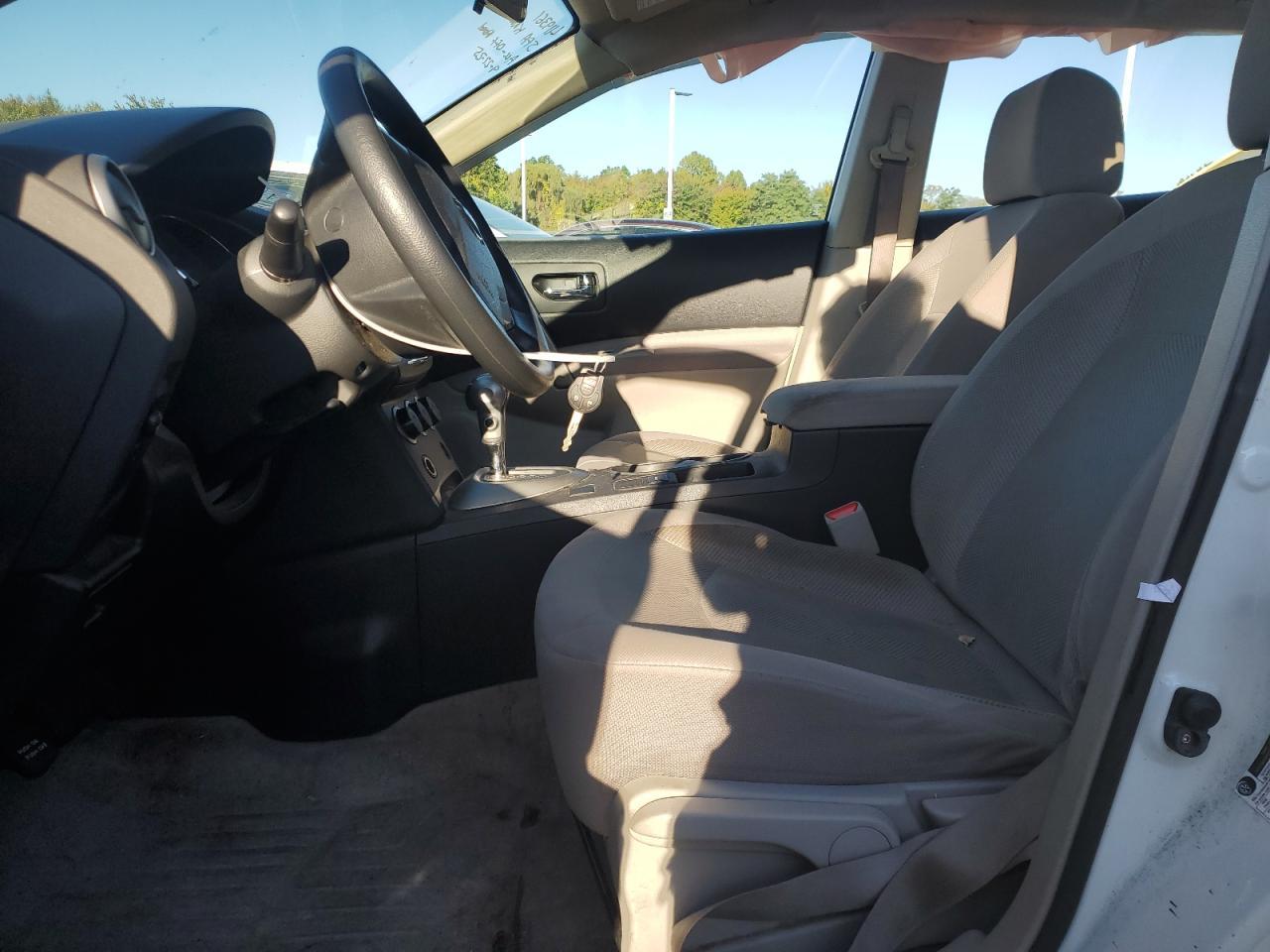 2014 NISSAN ROGUE