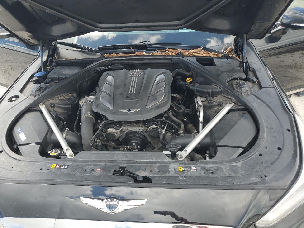 2017 GENESIS G90