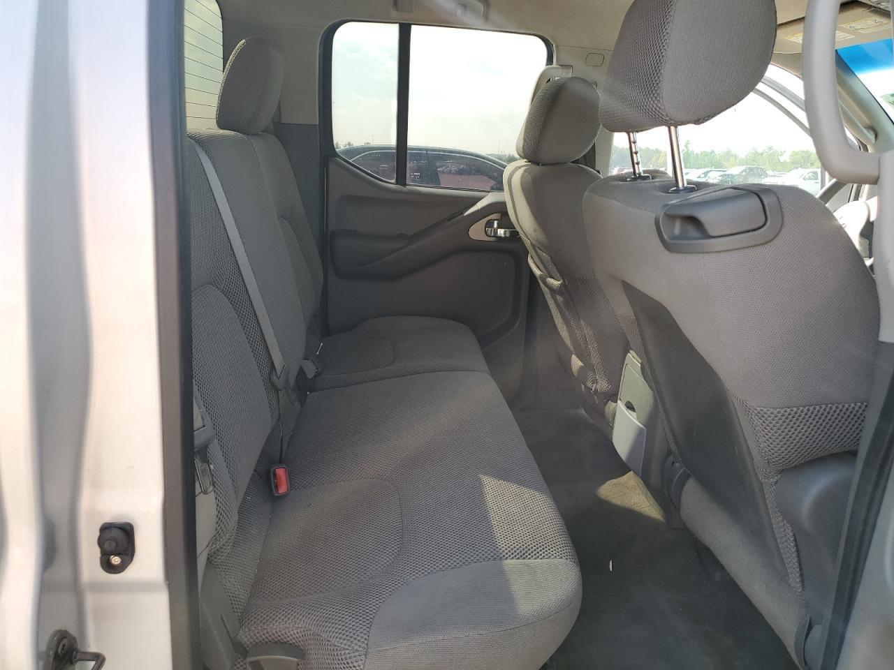 2009 NISSAN Frontier