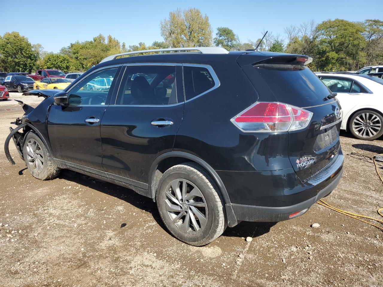 2015 NISSAN ROGUE