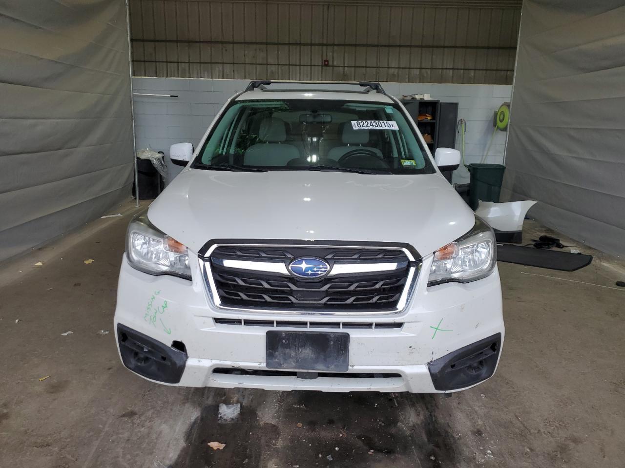 2017 SUBARU FORESTER