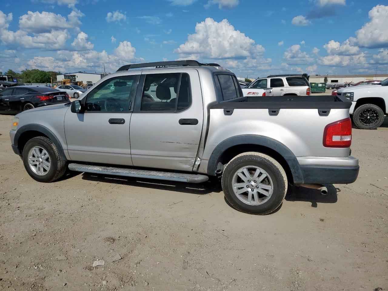 2008 FORD Explorer Sport Trac