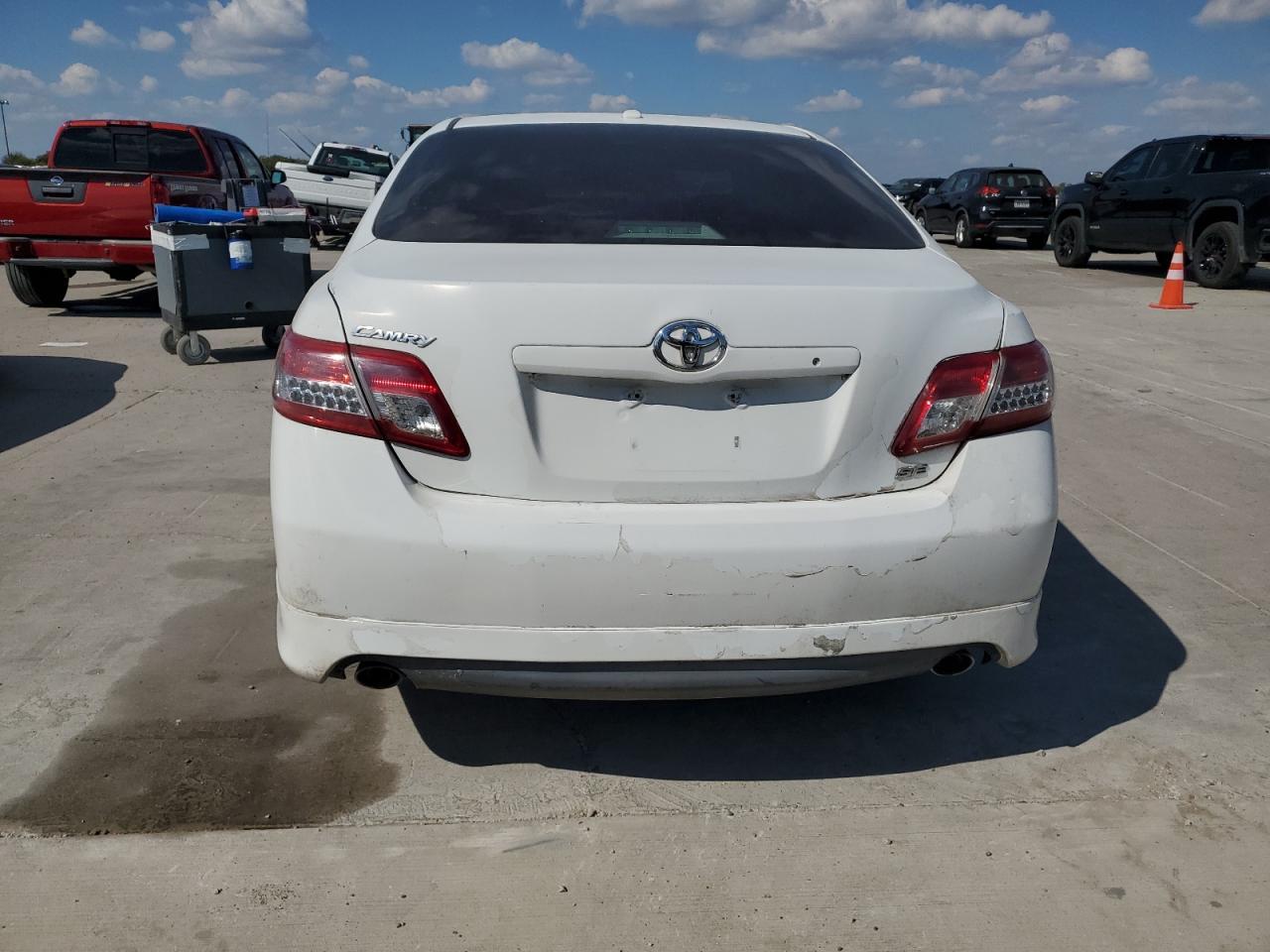 2010 TOYOTA CAMRY