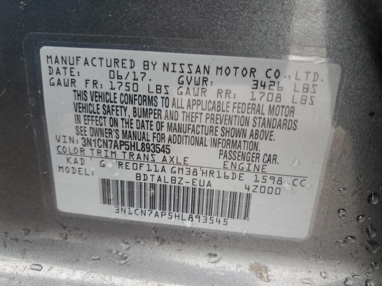 2017 NISSAN VERSA